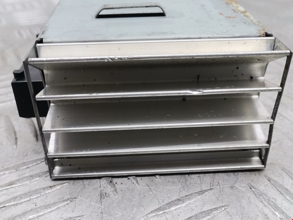 Усилитель акустической системы BMW 7er 7 серия E65/E66 2001-2008