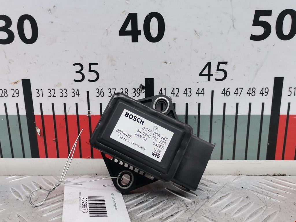 Датчик ускорения (курсовой устойчивости уровня оборотов) BMW 7-Series (E65/E66) (2001-2008)