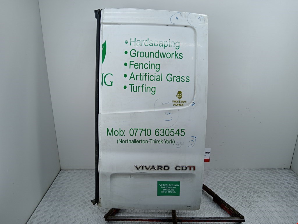 Бампер задний OPEL Vivaro A 2001-2014