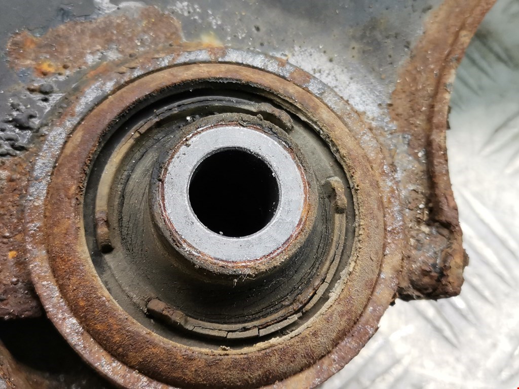 Рычаг передний левый VOLVO XC60 I 2008-2017