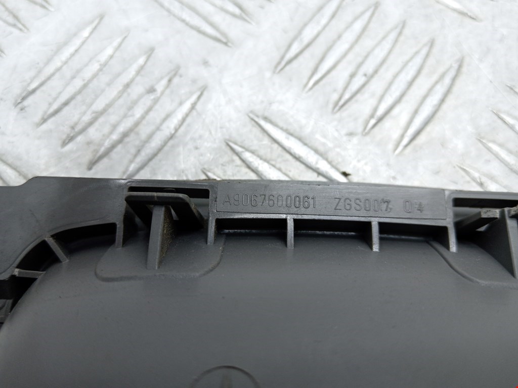 Ручка дверная задняя внутренняя правая MERCEDES-BENZ Sprinter 906 2006-2018