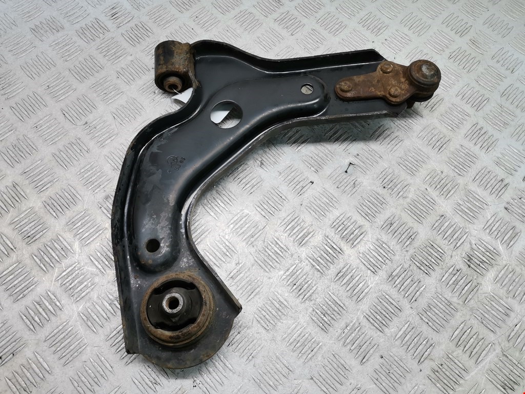 Рычаг передний левый FORD Fiesta 1995-2001