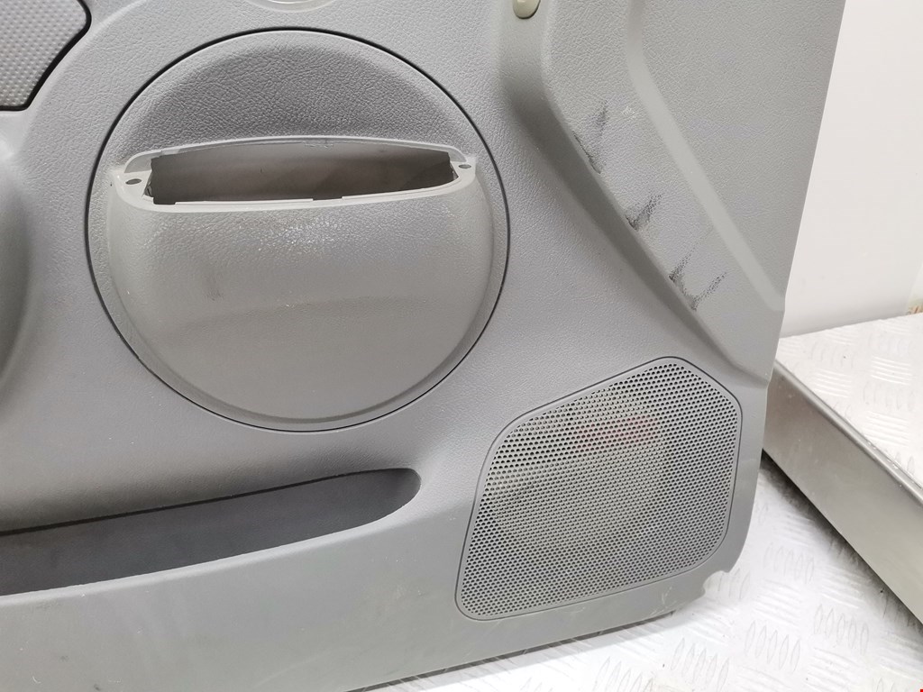 Обшивка двери передняя левая DAEWOO Kalos 2002-2006