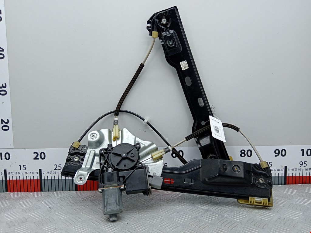 Стеклоподъемник передний правый OPEL Astra J 2009-2017