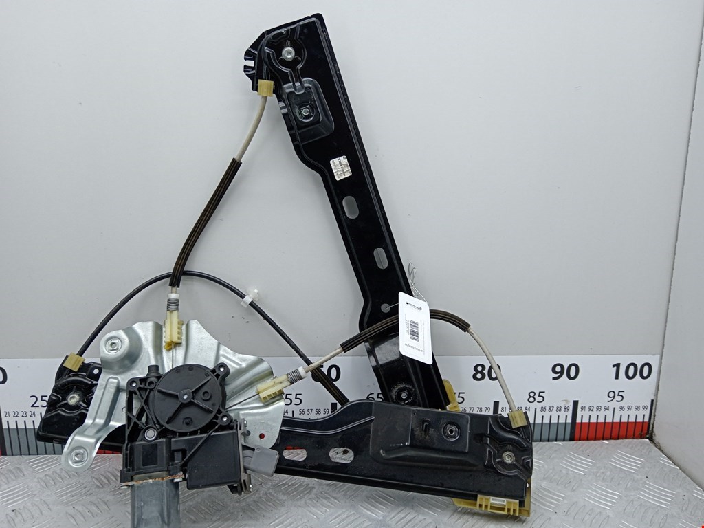 Стеклоподъемник передний правый OPEL Astra J 2009-2017