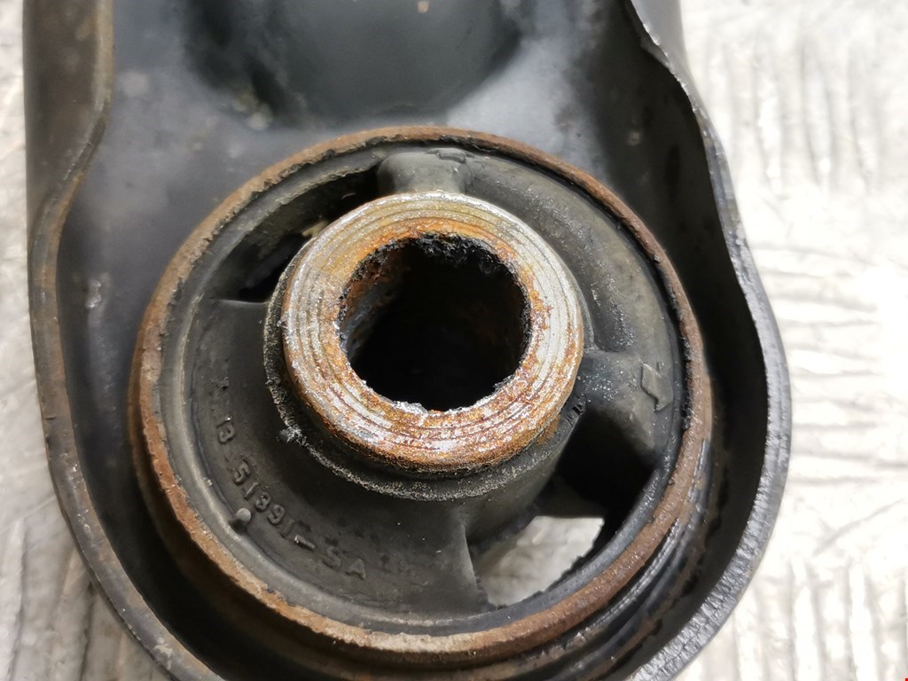 Рычаг передний левый HONDA Jazz 2001-2008