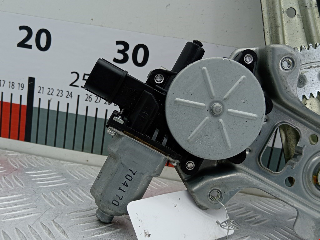 Стеклоподъемник задний правый CITROEN C-Crosser 2007-2013