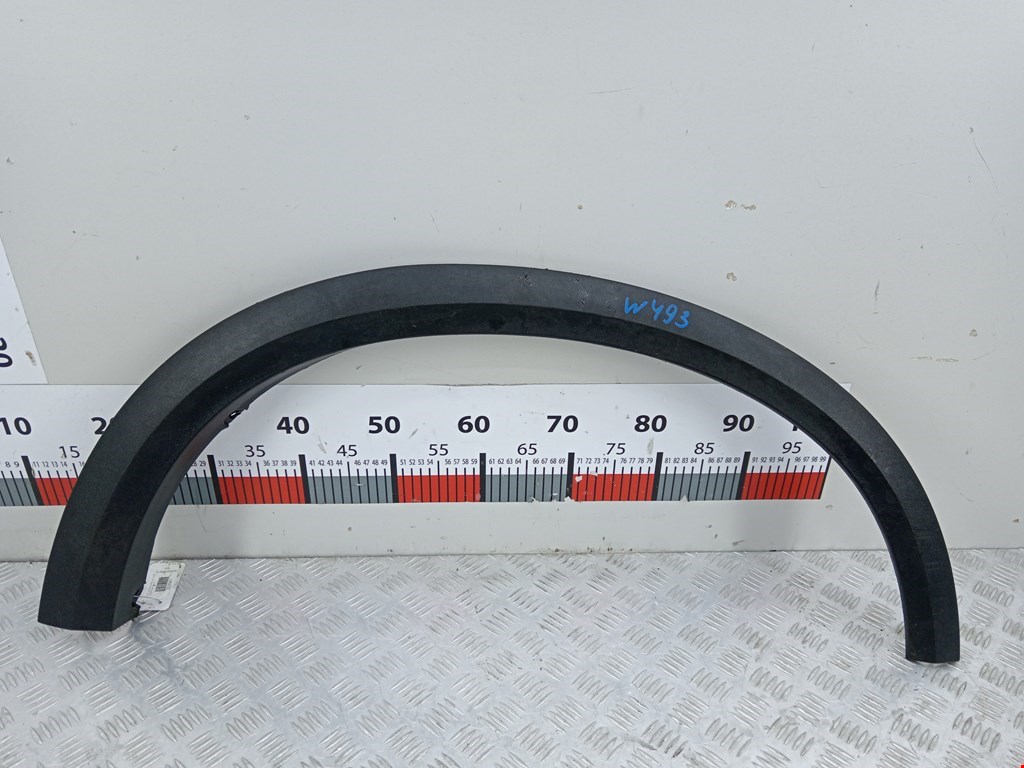 Накладка декоративная (молдинг) крыла переднего правого Volvo XC90 1 (2002-2014)