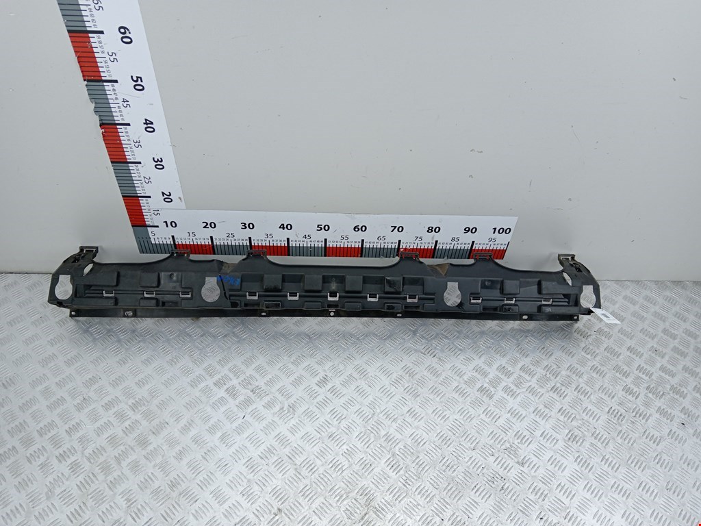 Кронштейн (крепление) заднего бампера центральный Volkswagen Crafter 1 (2006-2016)