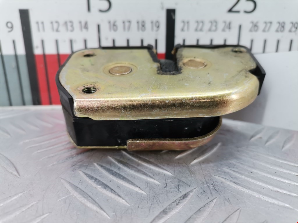 Замок двери сдвижной CHRYSLER Voyager III GS 1995-2000