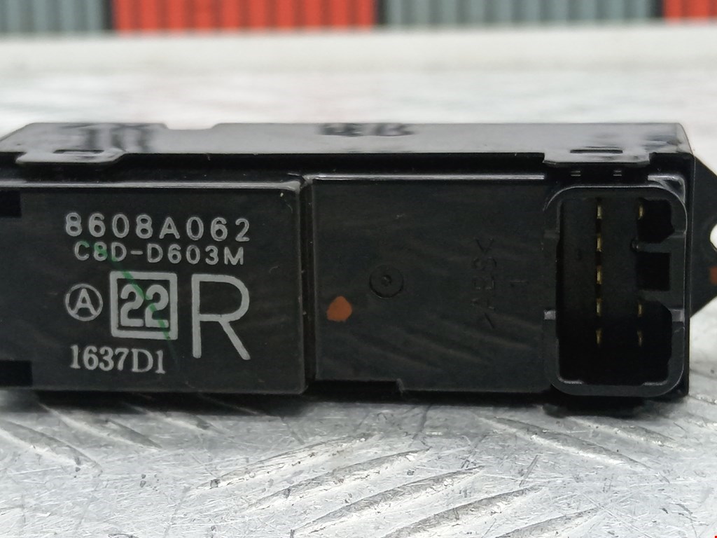 Кнопка стеклоподъемника CITROEN C-Crosser 2007-2013