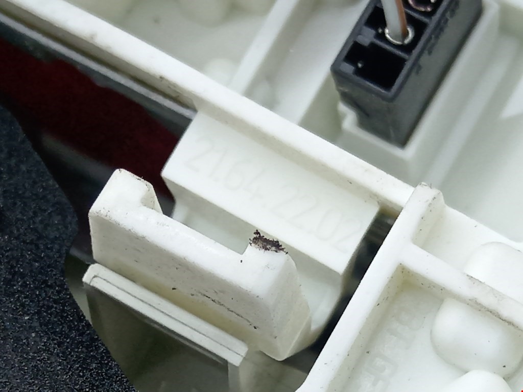 Фонарь задний внутренний правый OPEL Astra J 2009-2017