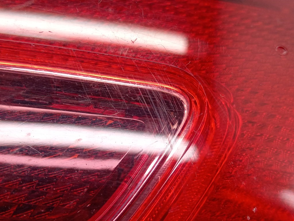 Фонарь задний внутренний правый OPEL Astra J 2009-2017