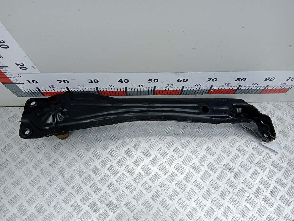 Балка передняя продольная NISSAN Almera Tino 2000-2006