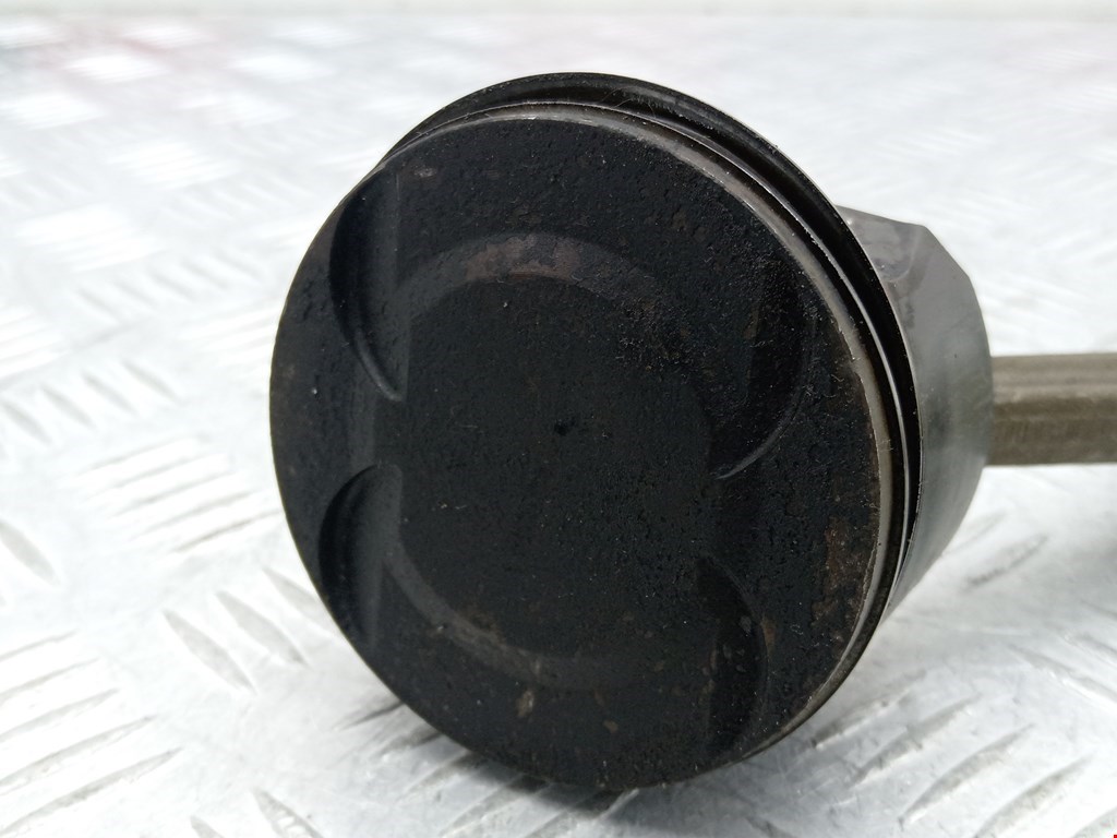 Поршень с шатуном OPEL Astra J 2009-2017