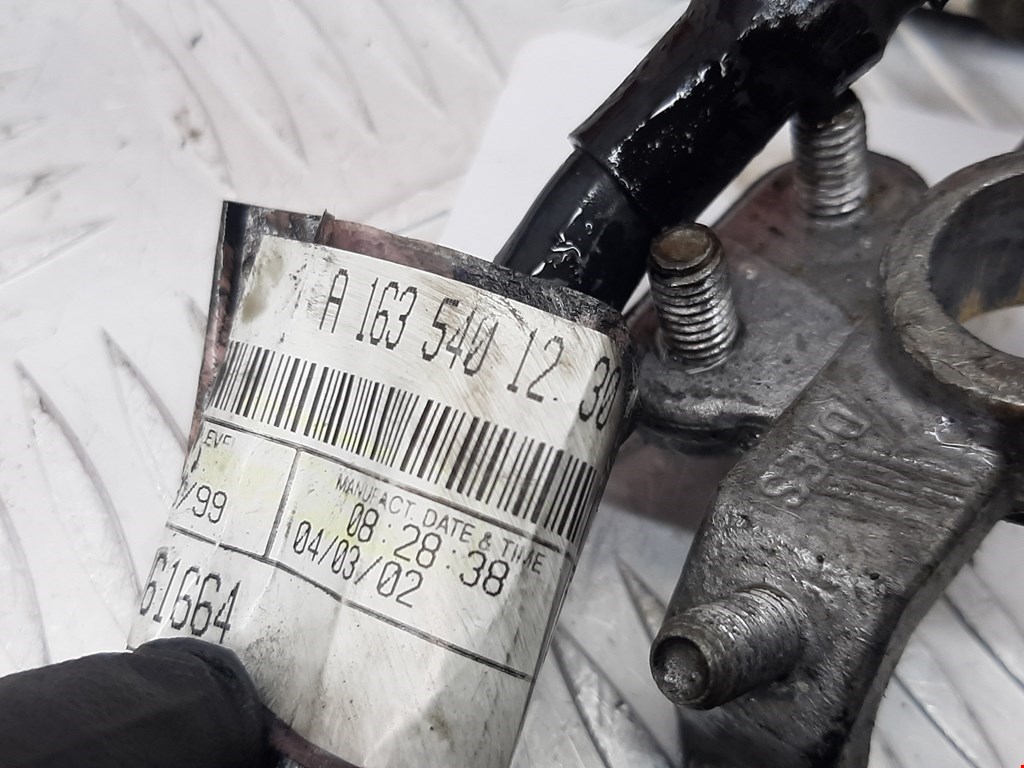 Клемма аккумулятора (плюс) + MERCEDES-BENZ M-Class W163 ML 1997-2005