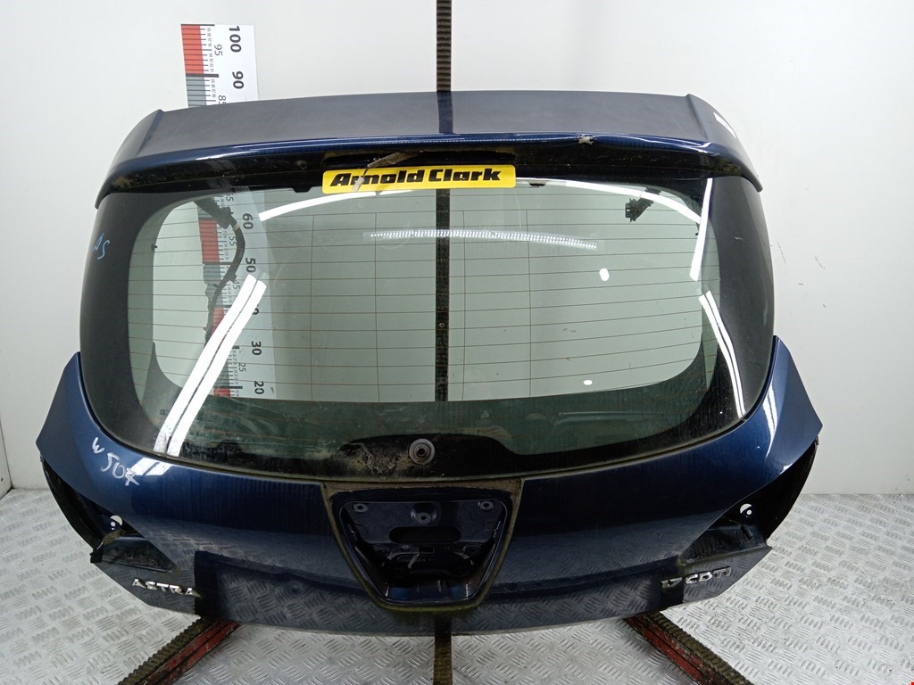 Крышка багажника (дверь багажника) Opel Astra J (2009-2018)