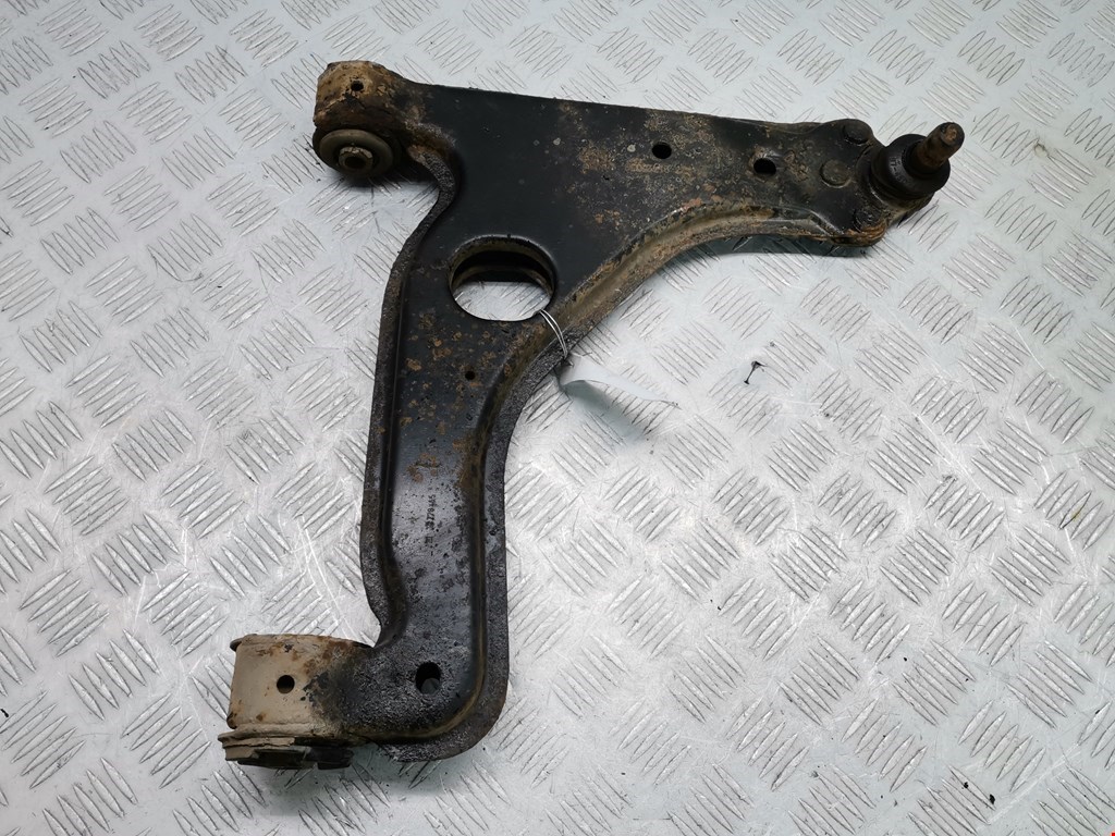 Рычаг передний правый OPEL Astra H/Family 2004-2015