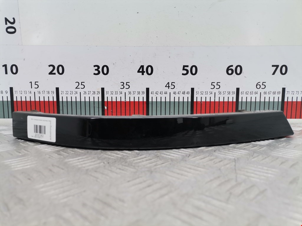 Накладка (планка) под фонарь левая BMW 7-Series (E65/E66) (2001-2008)