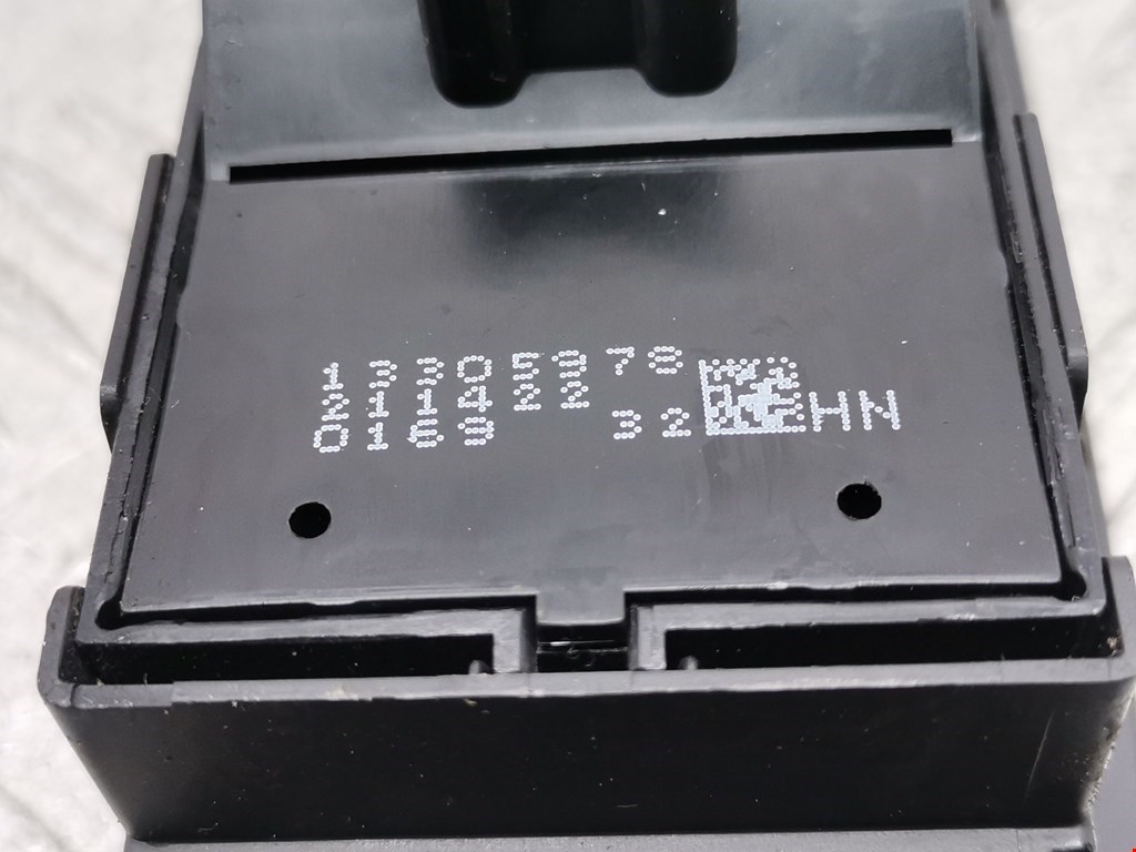 Блок управления стеклоподъемниками OPEL Astra J 2009-2017