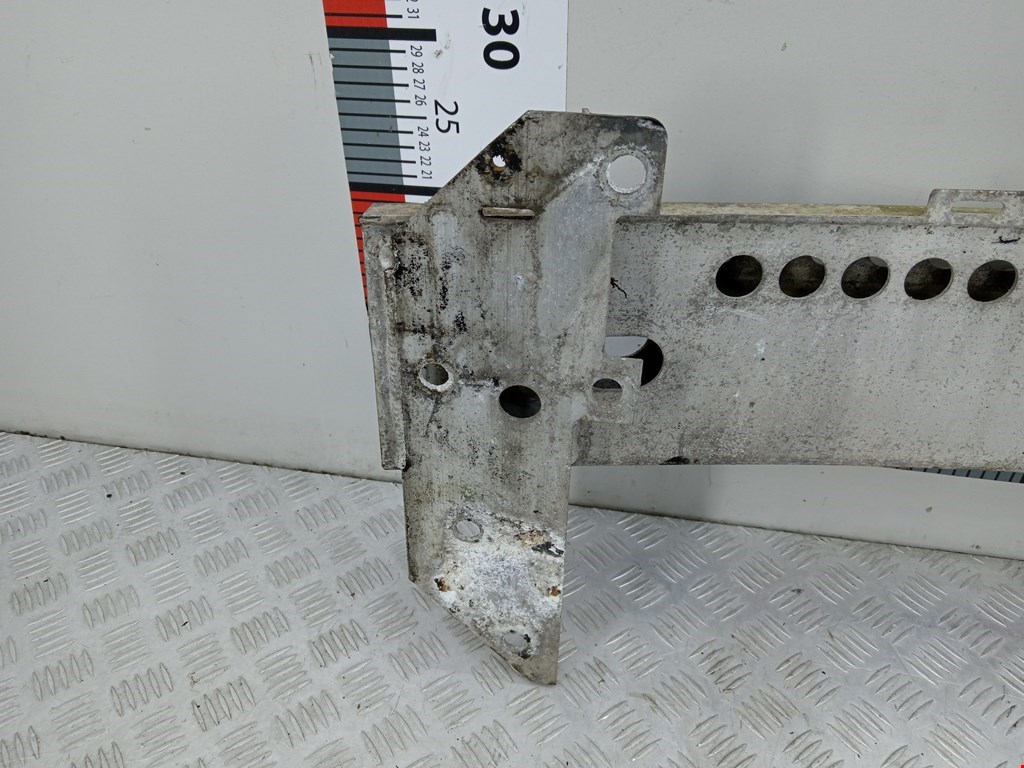 Усилитель переднего бампера (передний) MINI Hatch R50/R53 3-door 2001-2006