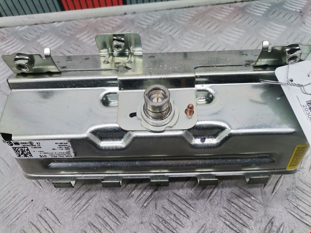 Подушка безопасности пассажирская (в торпедо) VOLKSWAGEN Polo V HB 2009-2017