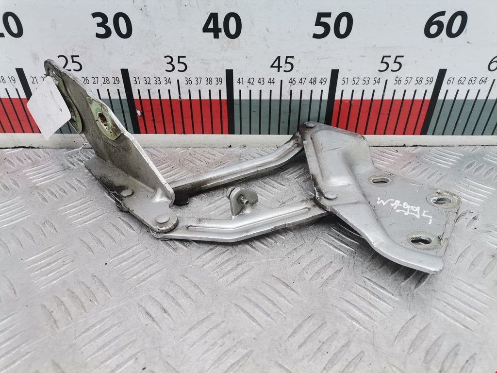 Петля капота левая/правая VOLKSWAGEN Touareg 2002-2010