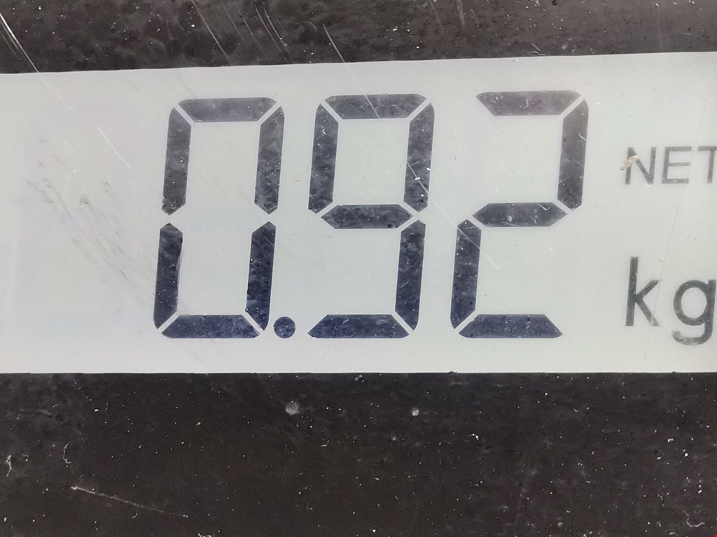 Петля капота левая/правая VOLKSWAGEN Touareg 2002-2010