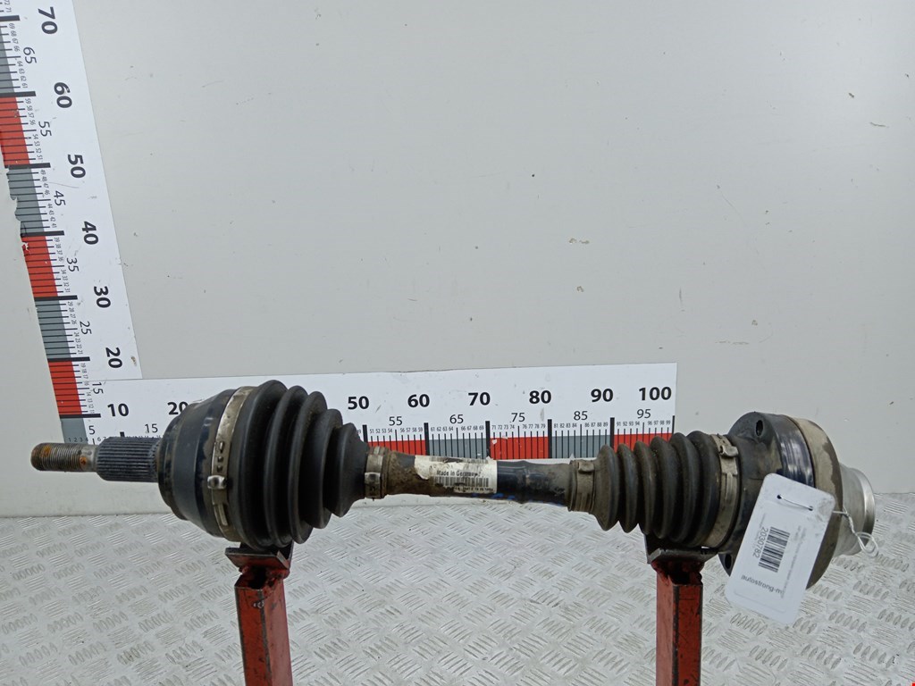 Полуось (привод, приводной вал) передняя правая VOLKSWAGEN Touareg 2002-2010