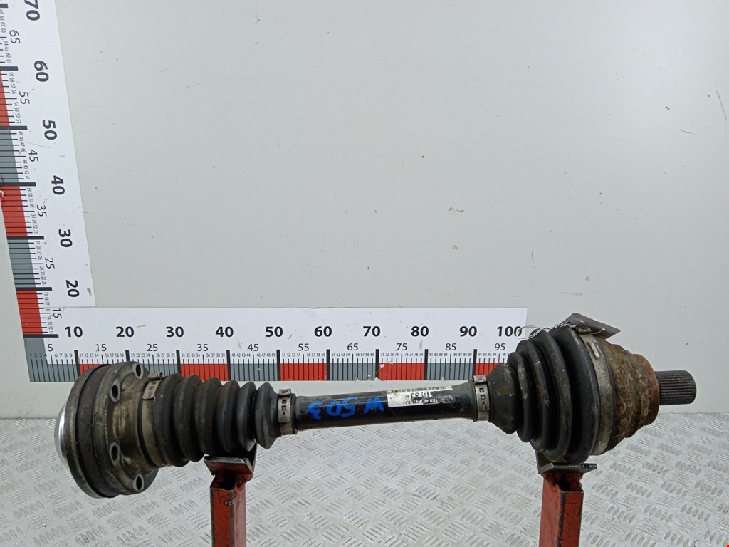 Полуось передняя левая (приводной вал шрус) Audi A3 8P (2003-2013)