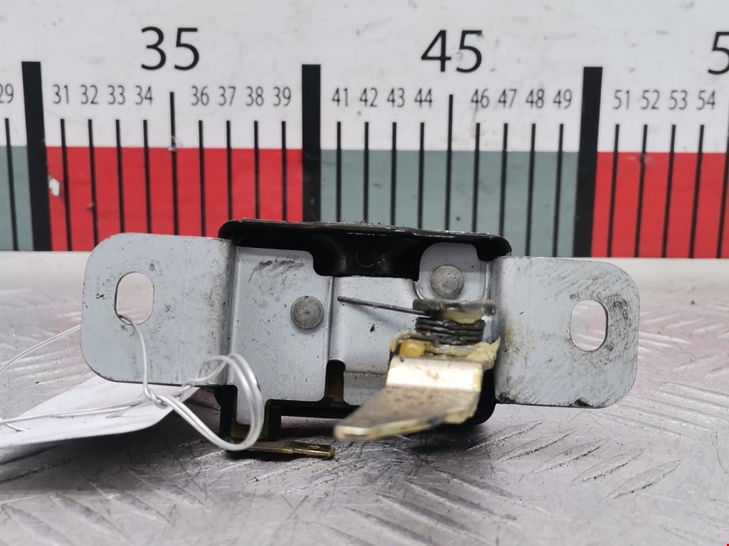 Замок багажника (крышки двери) NISSAN Pathfinder R51M 2004-2014