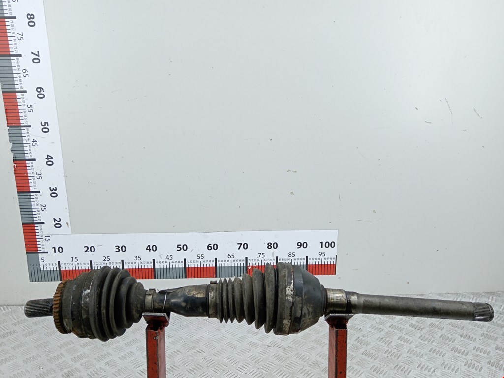 Полуось (привод, приводной вал) передняя правая VOLVO XC90 2002-2014