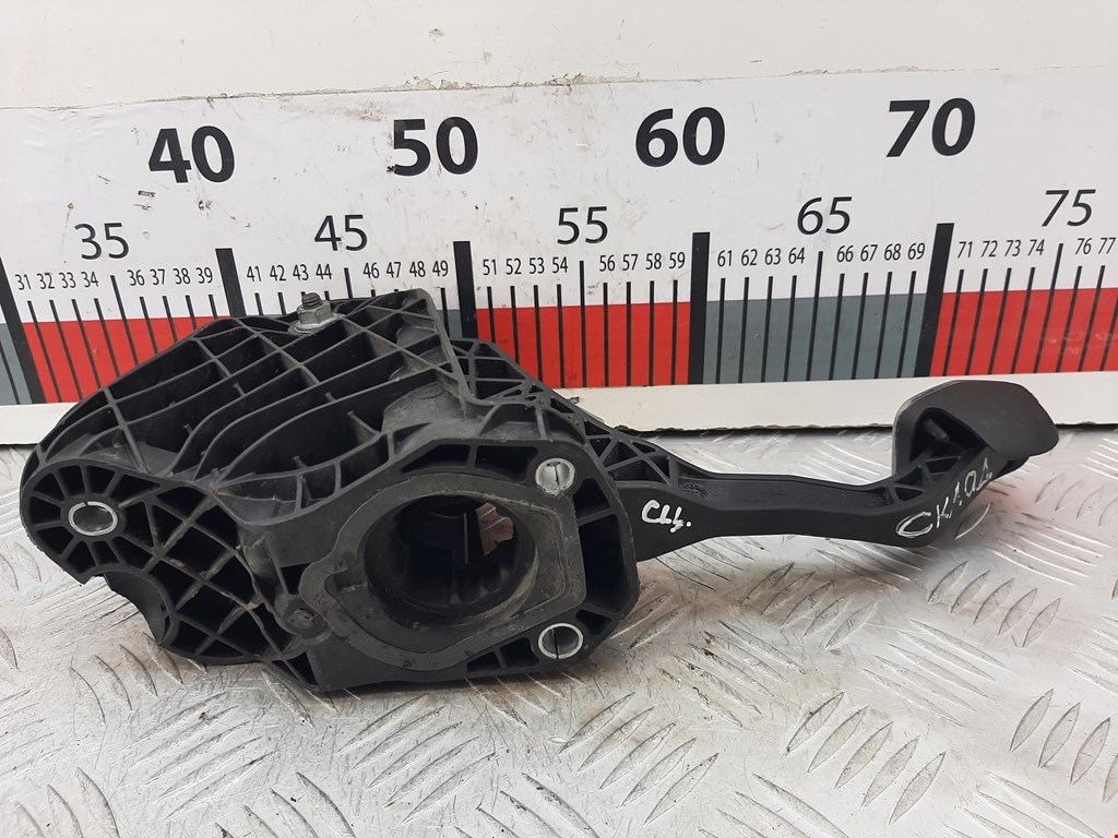 Педаль сцепления VOLKSWAGEN Golf V 2003-2009