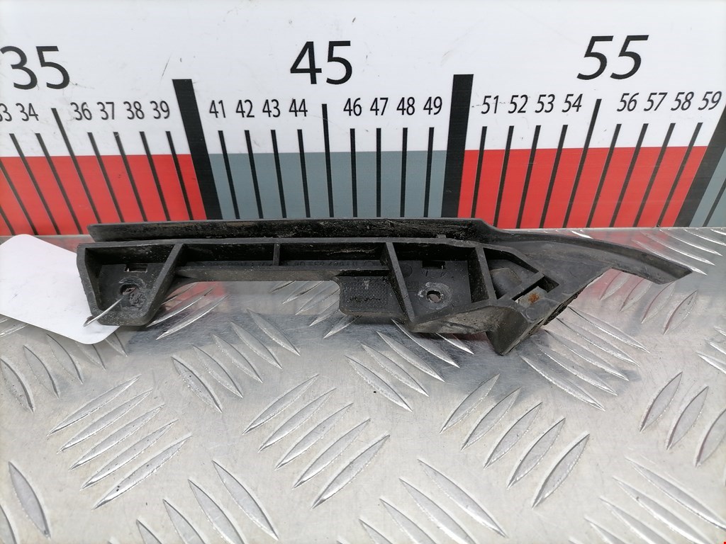 Кронштейн (крепление) переднего бампера левый Opel Astra G (1998-2004)