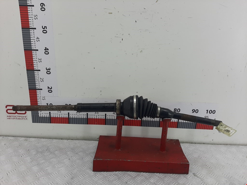 Полуось (привод, приводной вал) передняя правая VOLVO XC90 2002-2014