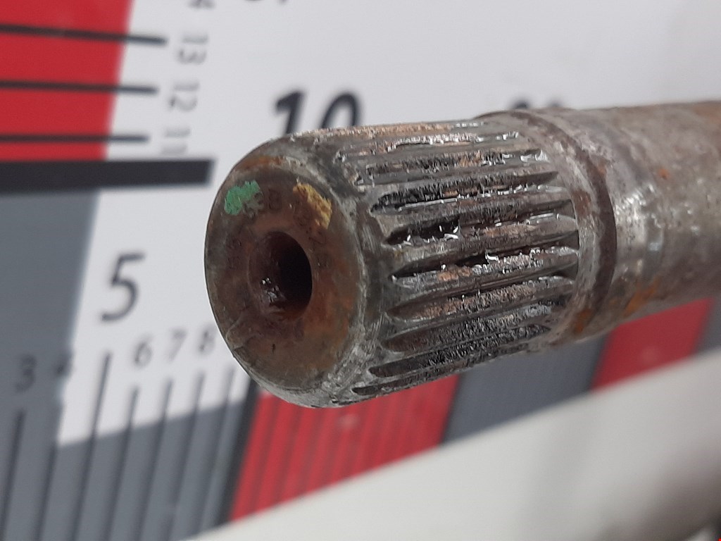 Полуось (привод, приводной вал) передняя правая VOLVO XC90 2002-2014