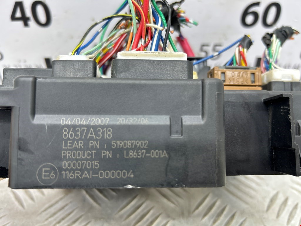 Датчик уровня в бачок омывателя CITROEN C-Crosser 2007-2013