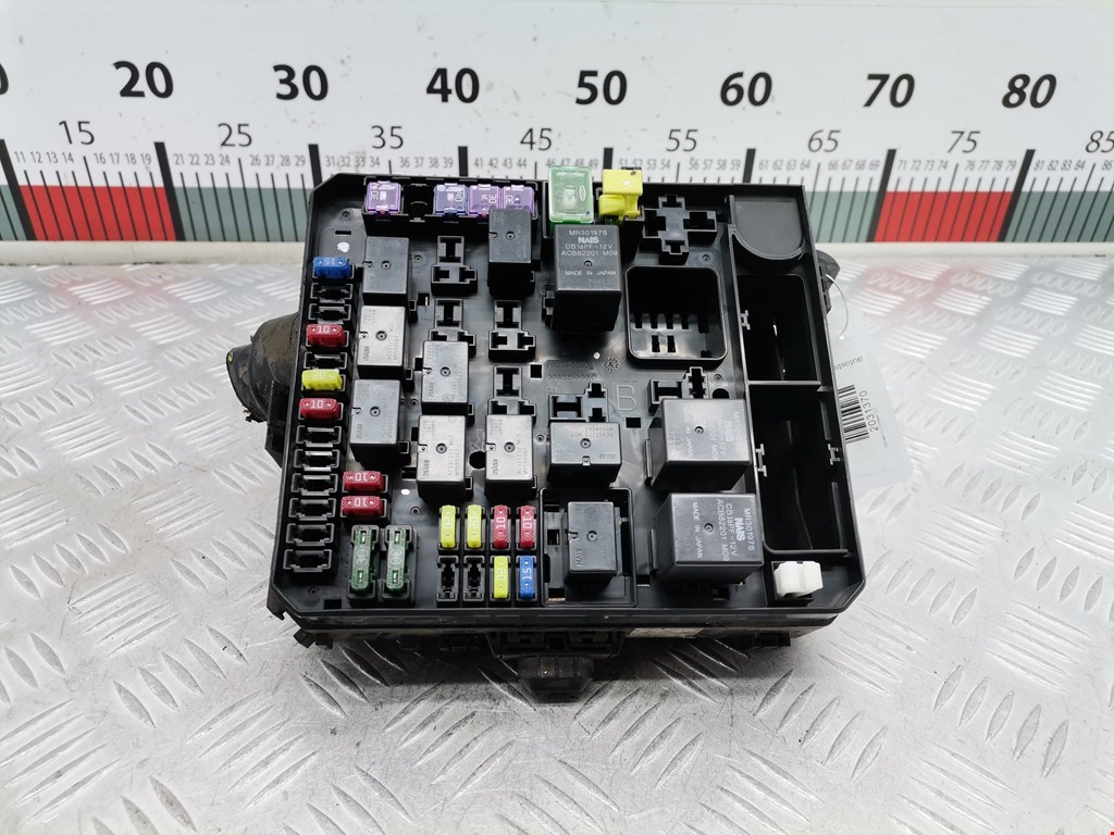 Датчик уровня в бачок омывателя CITROEN C-Crosser 2007-2013