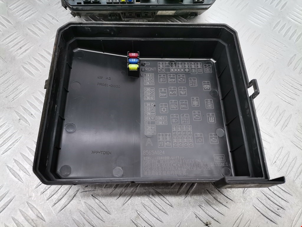 Датчик уровня в бачок омывателя CITROEN C-Crosser 2007-2013