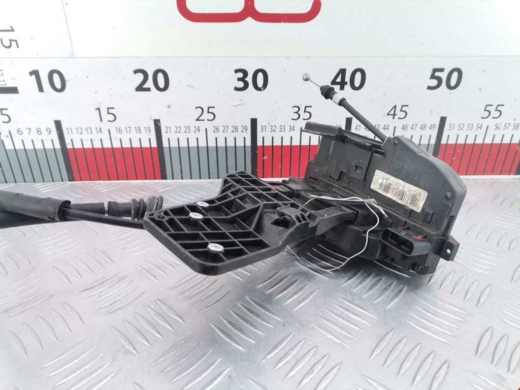 Замок двери передней левой HYUNDAI Santa Fe CM 2005-2012