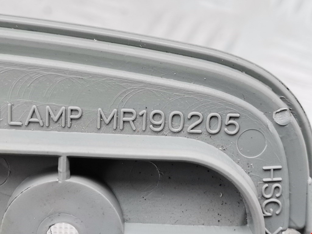 Плафон салонный (салона фонарь) CITROEN C-Crosser 2007-2013