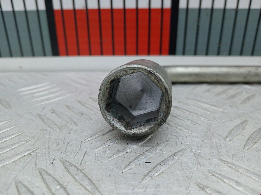 Ключ балонный CITROEN C-Crosser 2007-2013