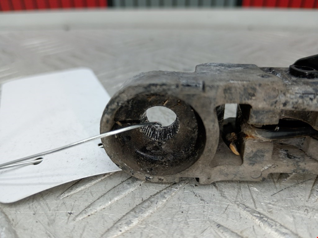 Поводок дворника задний (заднего) OPEL Astra J 2009-2017