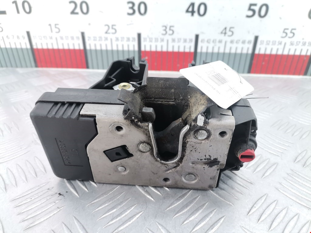 Замок двери сдвижной OPEL Vivaro A 2001-2014