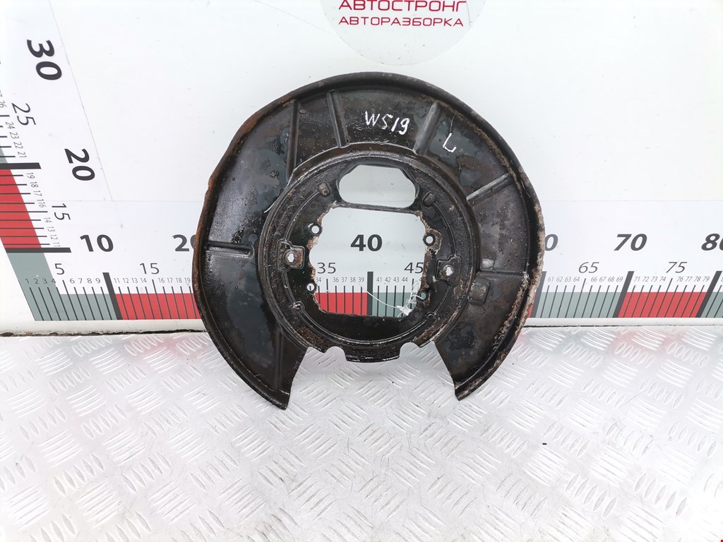 Кожух защитный тормозного диска BMW X5 (E53) (1999-2006)