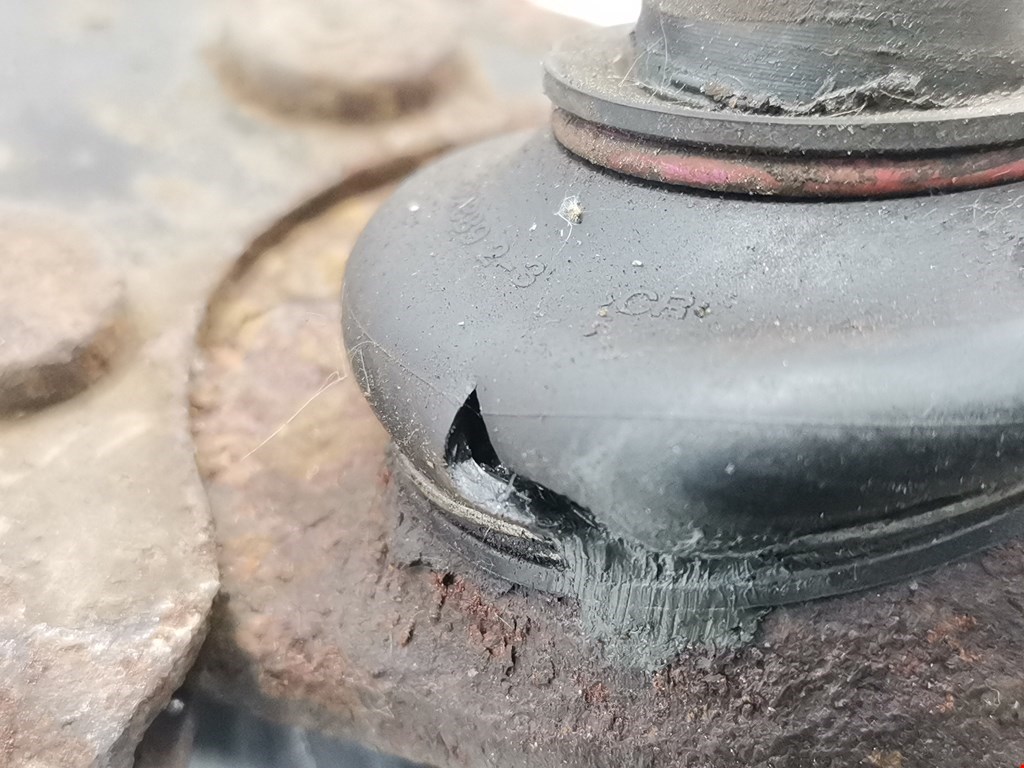 Рычаг передний левый FORD C-MAX 2010-2019