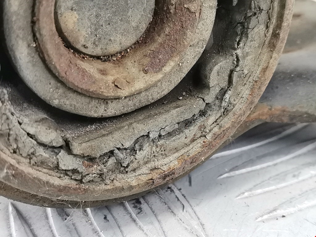 Рычаг передний левый FORD C-MAX 2010-2019