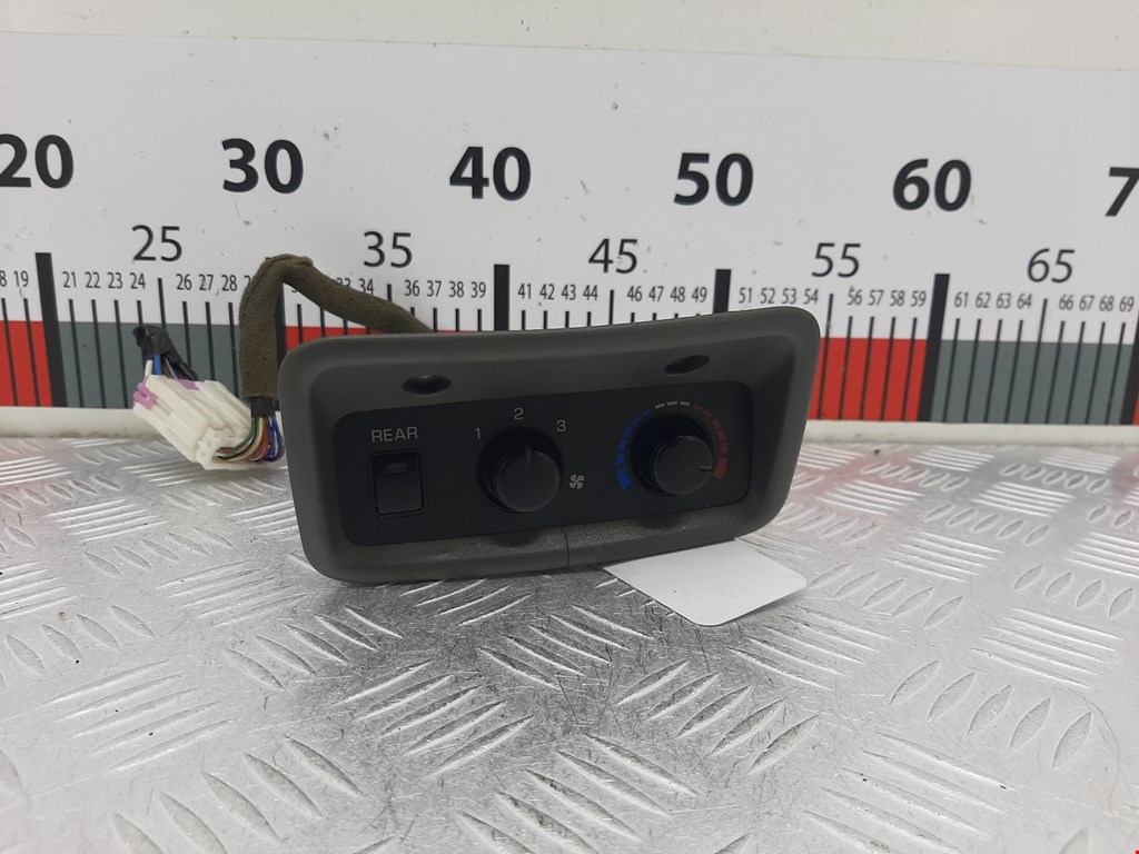 Блок управления климат-контроля Mitsubishi Pajero 3 (1999-2006)