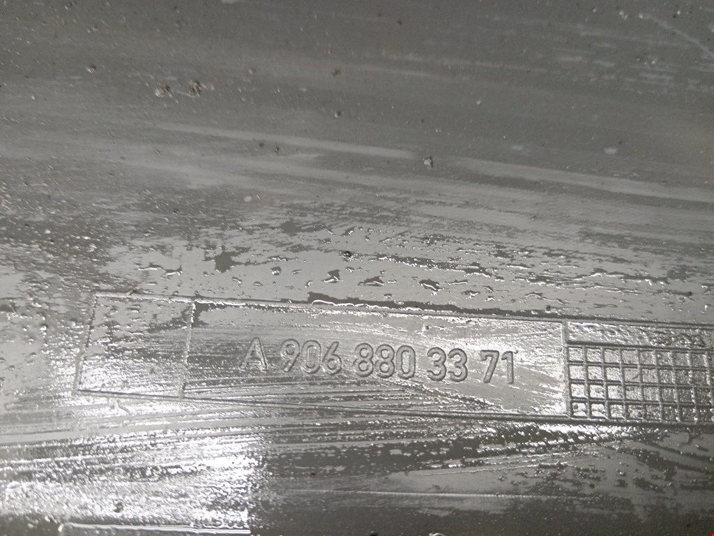 Бампер задний VOLKSWAGEN Crafter 2006-2016