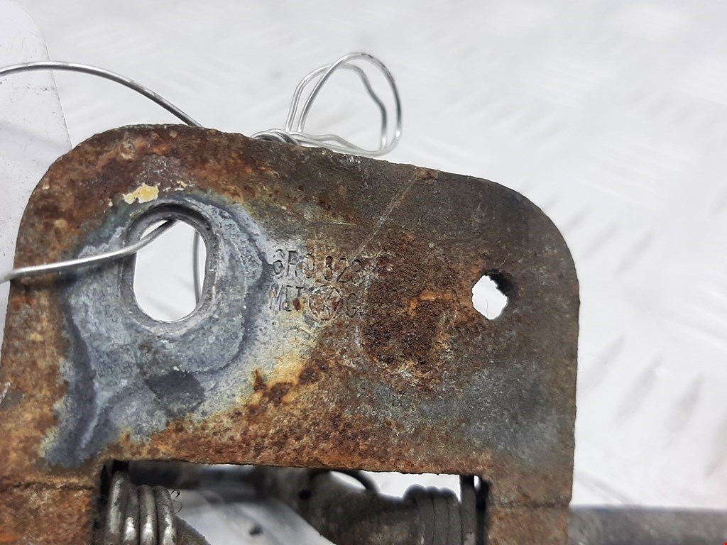 Замок капота VOLKSWAGEN Polo V HB 2009-2017